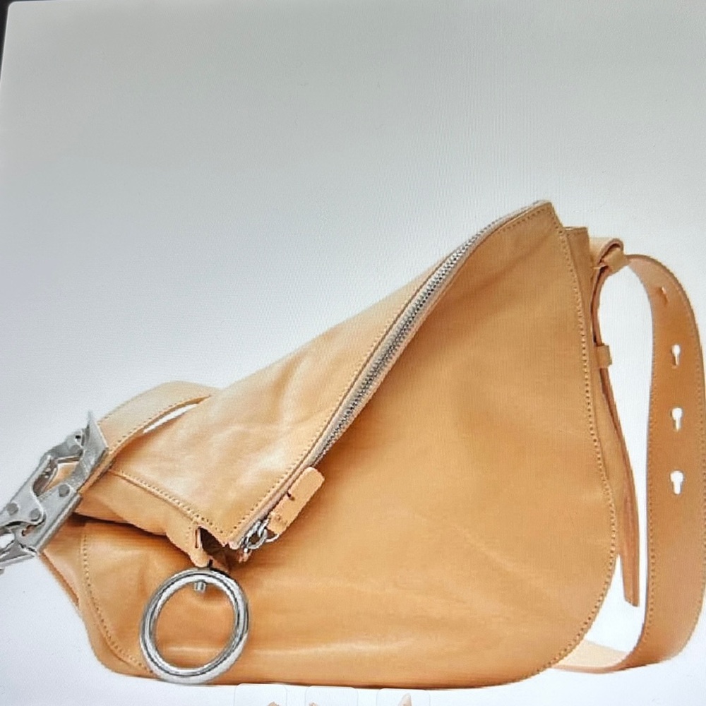 New $2590 Burberry Tan Crinkled  Leather Knight Shoulder Bag Made in Italy